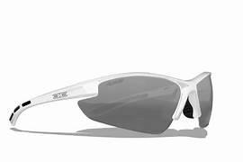 OUTDOORSMAN WHITE/POLARIZED SMOKE